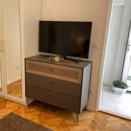 Slavica 두브로브니크