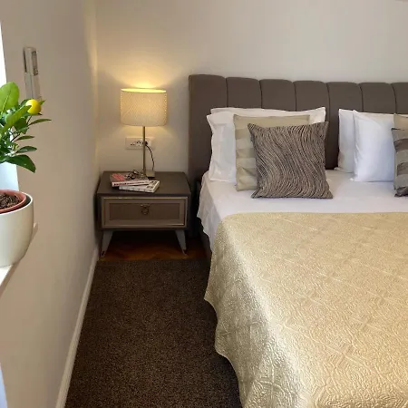 Slavica Apartman *